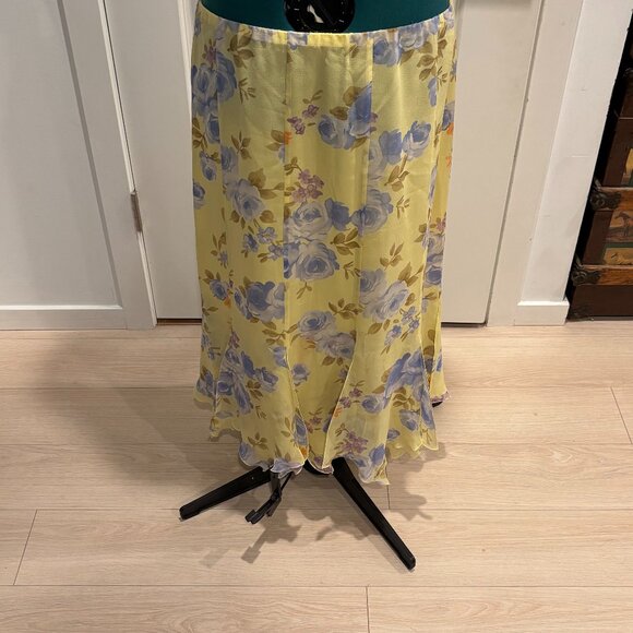 Luisa Spagnoli pure silk floral skirt - Picture 1 of 3